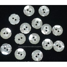 Mother of Pearl Flower Design Button 13mm (1/2")